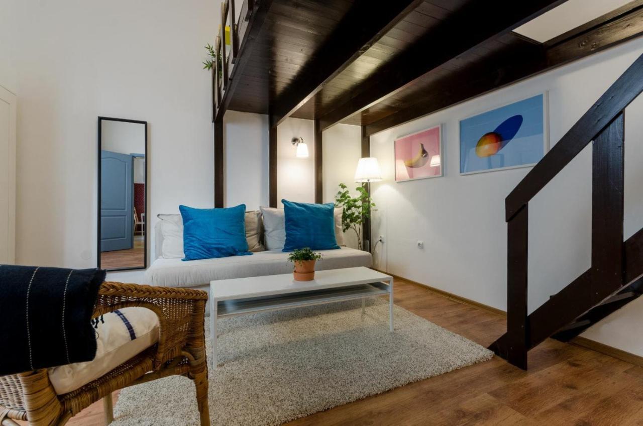 Quiet Cozy Apartment In Party Street E1 Budapest Eksteriør billede