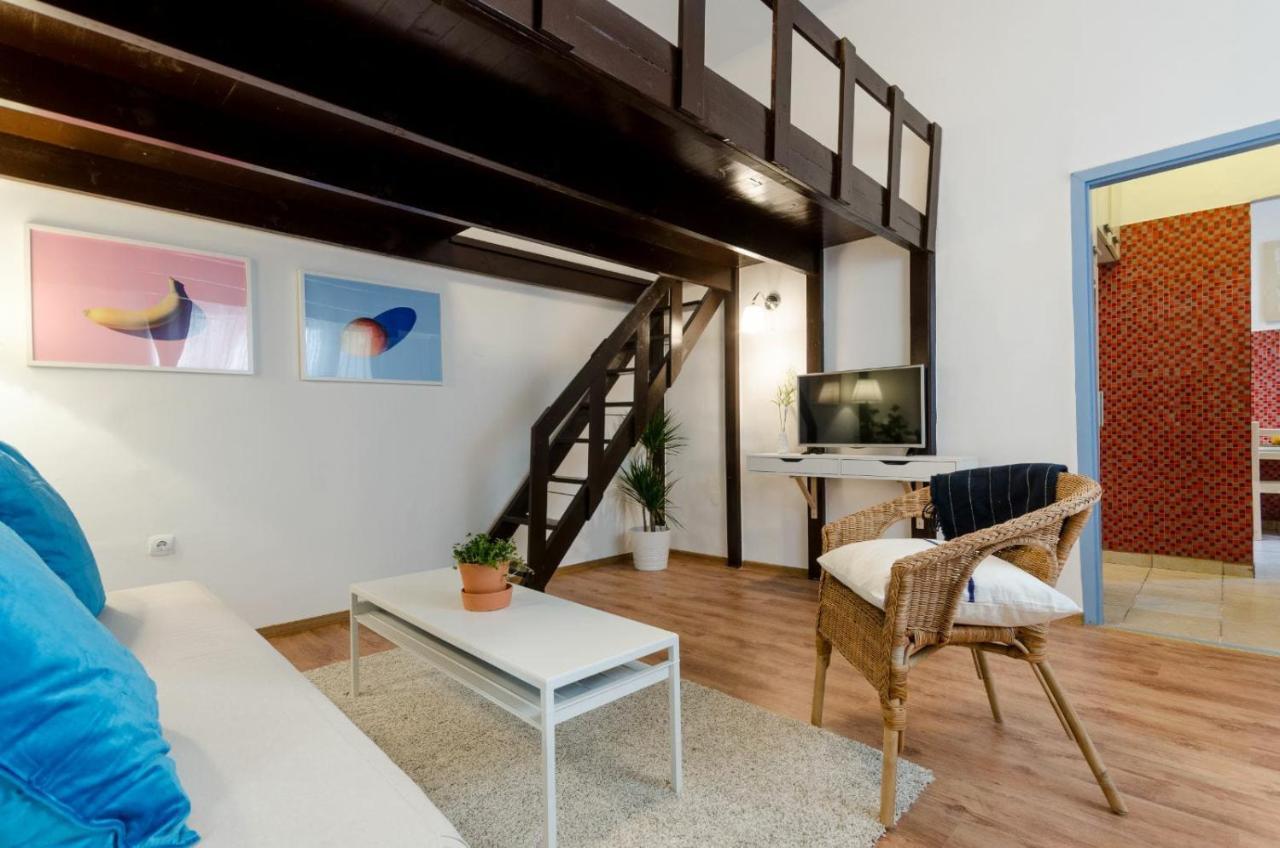 Quiet Cozy Apartment In Party Street E1 Budapest Eksteriør billede