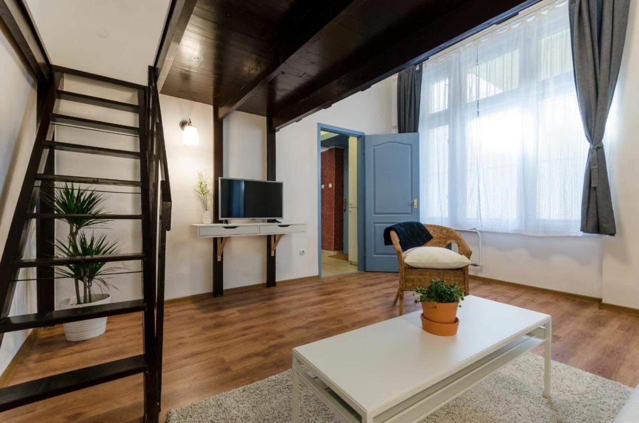 Quiet Cozy Apartment In Party Street E1 Budapest Eksteriør billede